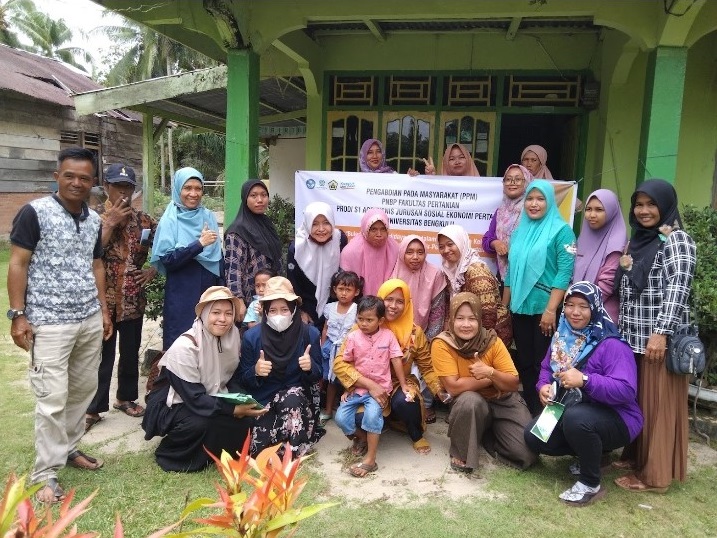 Buledamber” Business Initiation to Kelompok Wanita Tani (Women Farmers Group) in Sukasari Village, Air Periukan District, Seluma Regency Buledamber” Business Initiation to Kelompok Wanita Tani (Women Farmers Group) in Sukasari Village, Air Periukan District, Seluma Regency