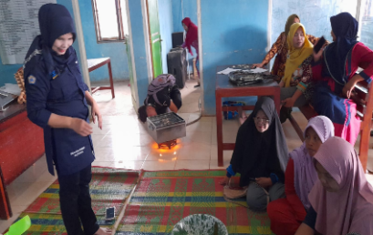 Knowledge To Make Jerky From Cassava Leaves In Selumas Village, Air Periuan Regency, Seluma Regency
