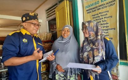 Socialization Implementation of Operations Management for Sari Gizi SMEs