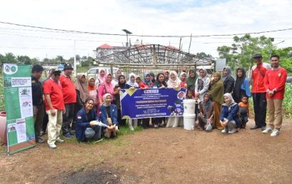 PROVIDING COUNSELING TO MOMS THE WOMEN’S FARMERS GROUP (KWT) OF UJUNG KARANG VILLAGE, KARANG TINGGI DISTRICT , CENTRAL BENGKULU REGENCY REGARDING THE TECHNIQUE OF MAKING RICE STRAW COMPOST
