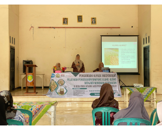Transforming Alang-Alang Rhizomes into Health Drinks: Innovative Training in Pekik Nyaring Village