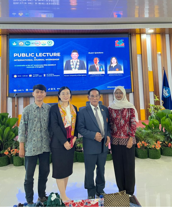 Agroecotechnology Alumni Reunite with Former International Internship Mentors at UNIB Public Lecture and Workshop