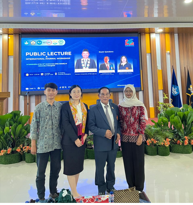 Agroecotechnology Alumni Reunite with Former International Internship Mentors at UNIB Public Lecture and Workshop