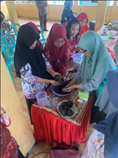 Membuat Telur Asin  Satu Alternatif Untuk Meningkatkan Pendapatan Ibu-Ibu PKK Di Desa Marga Sakti  Kecamatan Padang Jaya  Kabupaten Bengkulu Utara
