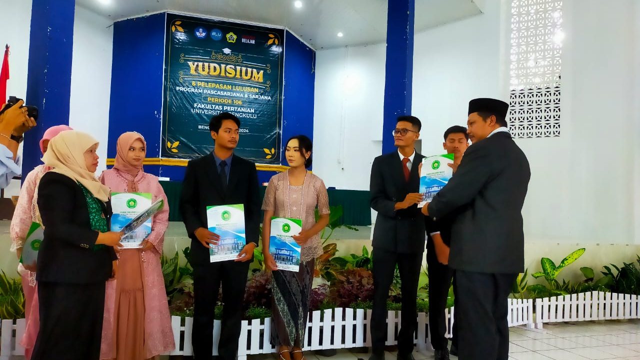 Dua Mahasiswa Program Studi Peternakan Meraih Juara pada Lomba Skripsi Yudisium Ke-106 Juni 2024 Fakultas Pertanian Universitas Bengkulu
