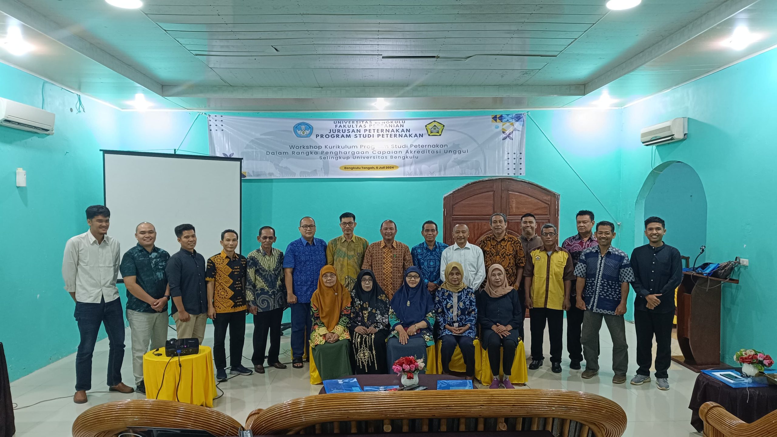 Program Studi Peternakan Universitas Bengkulu Menggelar Kegiatan Workshop Kurikulum yang dihadiri oleh Kepala Dinas Peternakan dan Kesehatan Hewan Provinsi Bengkulu Program Studi Peternakan Universitas Bengkulu Menggelar Kegiatan Workshop Kurikulum yang dihadiri oleh Kepala Dinas Peternakan dan Kesehatan Hewan Provinsi Bengkulu