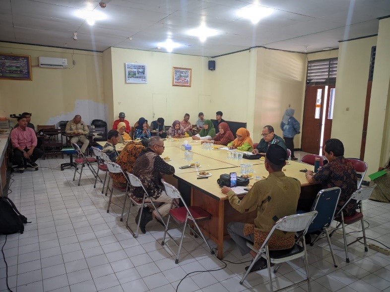 Sosialisasi Hasil Tracer Study Alumni Peternakan Sosialisasi Hasil Tracer Study Alumni Peternakan