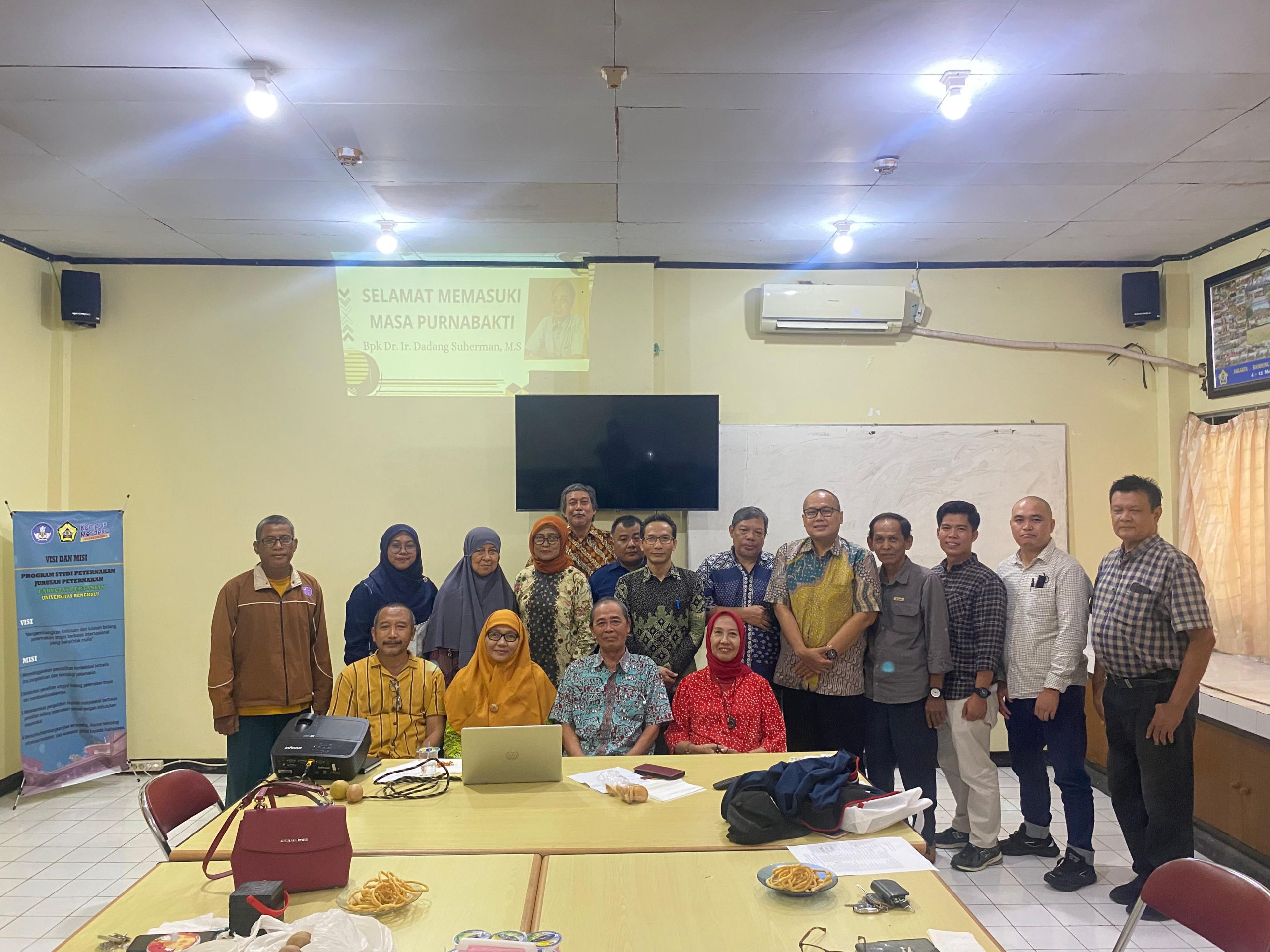 Farewell Ceremony for Dr. Ir. Dadang Suherman, M.S.: Honoring Dedication and Legacy Farewell Ceremony for Dr. Ir. Dadang Suherman, M.S.: Honoring Dedication and Legacy