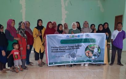 Dosen Peternakan Universitas Bengkulu Laksanakan Pengabdian Masyarakat Pemanfaatan Jamu Herbal untuk Kesehatan Ternak Ruminansia di Desa Srikaton, Bengkulu Tengah