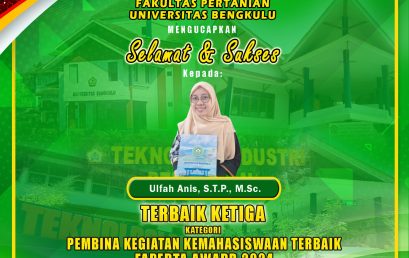 Ulfah Anis, Lecturer of the Department of Agricultural Technology, won the Third Best Student Activity Supervisor Award at the 2024 FAPERTA Award