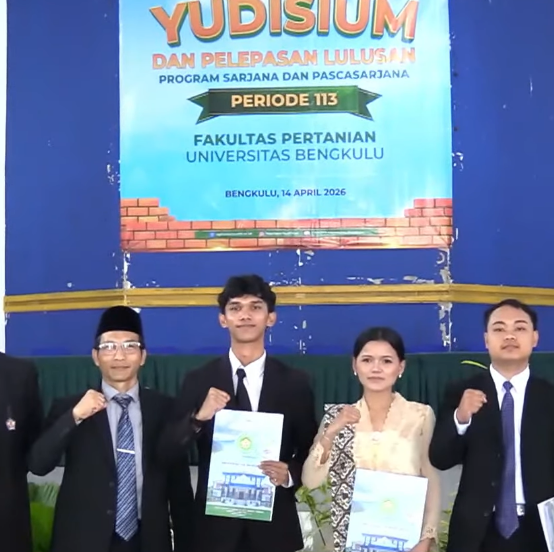 Screenshot-2026-04-14-at-11-33-00-9-LIVE-YUDISIUM-DAN-PELEPASAN-SARJANA-DAN-PASCASARJANA-FAKULTAS-PERTANIAN-UNIB-PERIODE-113-YouTube-1