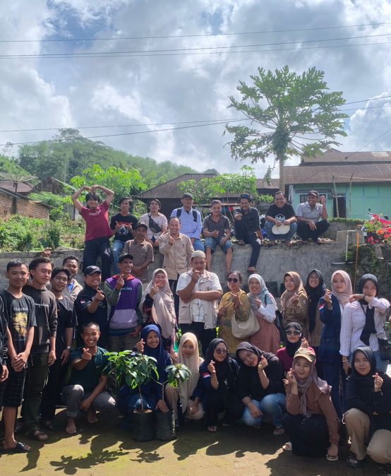 The Forestry Department successfully conducted community service