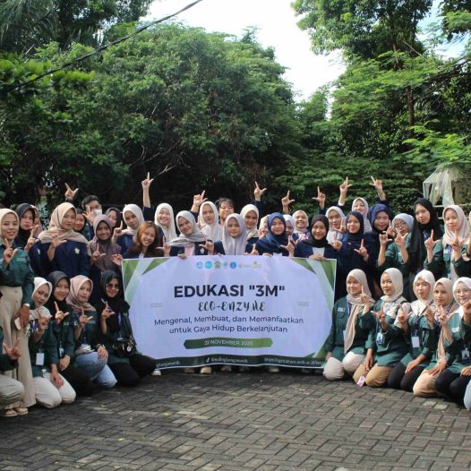 3M Ecoenzyme Education: UNIB Forestry Lecturers and Students Practice Sustainable Organic Waste Processing