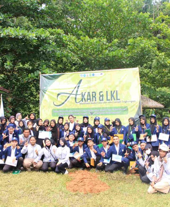 The final stage of cadre development activities, namely Cadre Actualization (Akar) and Environmental Cadre Training (LKL) for the 2025 Environmental Science Class, has been implemented.