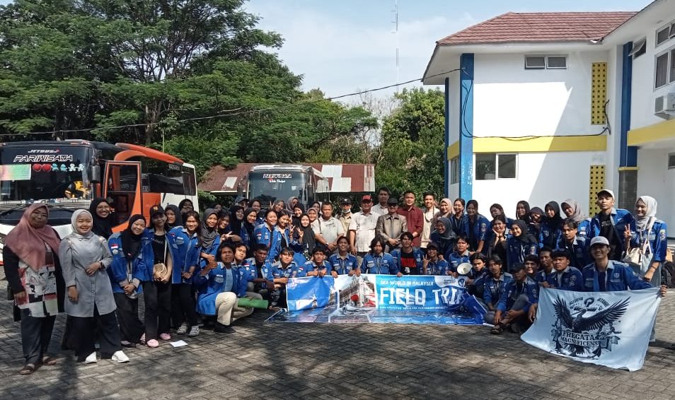Departure Ceremony for Marine Science Students’ Field Trip to Malaysia, June 24-30, 2024 Departure Ceremony for Marine Science Students’ Field Trip to Malaysia, June 24-30, 2024