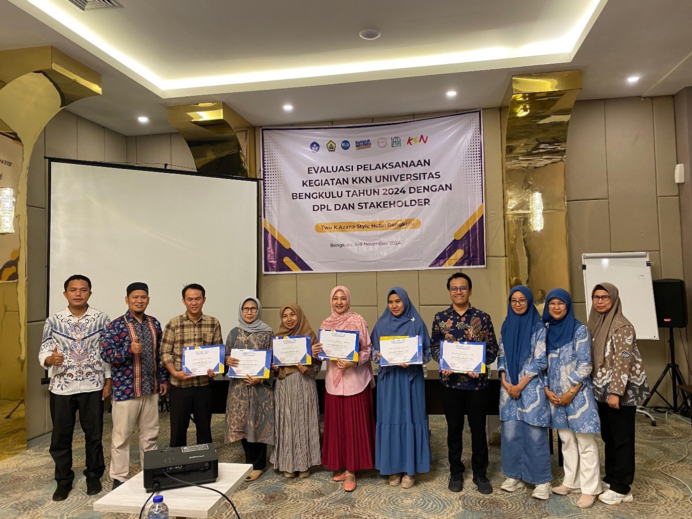 Marine Science Lecturer Selected as Best Field Supervisor Marine Science Lecturer Selected as Best Field Supervisor