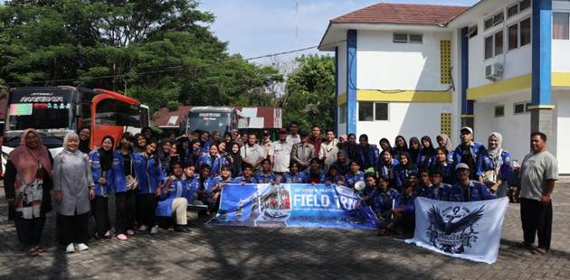 STUDENTS OF THE 2022 MARINE SCIENCE STUDY PROGRAM GAIN INSIGHT THROUGH FIELDTRIP STUDENTS OF THE 2022 MARINE SCIENCE STUDY PROGRAM GAIN INSIGHT THROUGH FIELDTRIP
