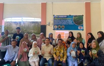 Marine Science Lecturers at the University of Bengkulu Develop Azolla Cultivation with the Community for Fish Feed in Pekik Nyaring Village