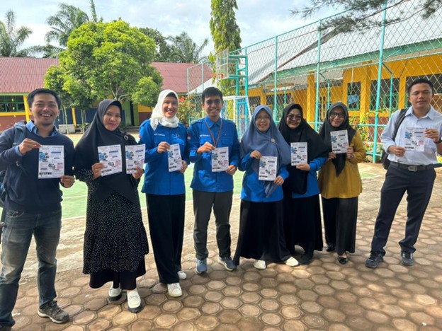 The Lecturer Team of the Marine Science Study Program, Faculty of Agriculture, University of Bengkulu, Conducted Socialization and Promotion Activities at State Senior High School 9, Bengkulu City.
