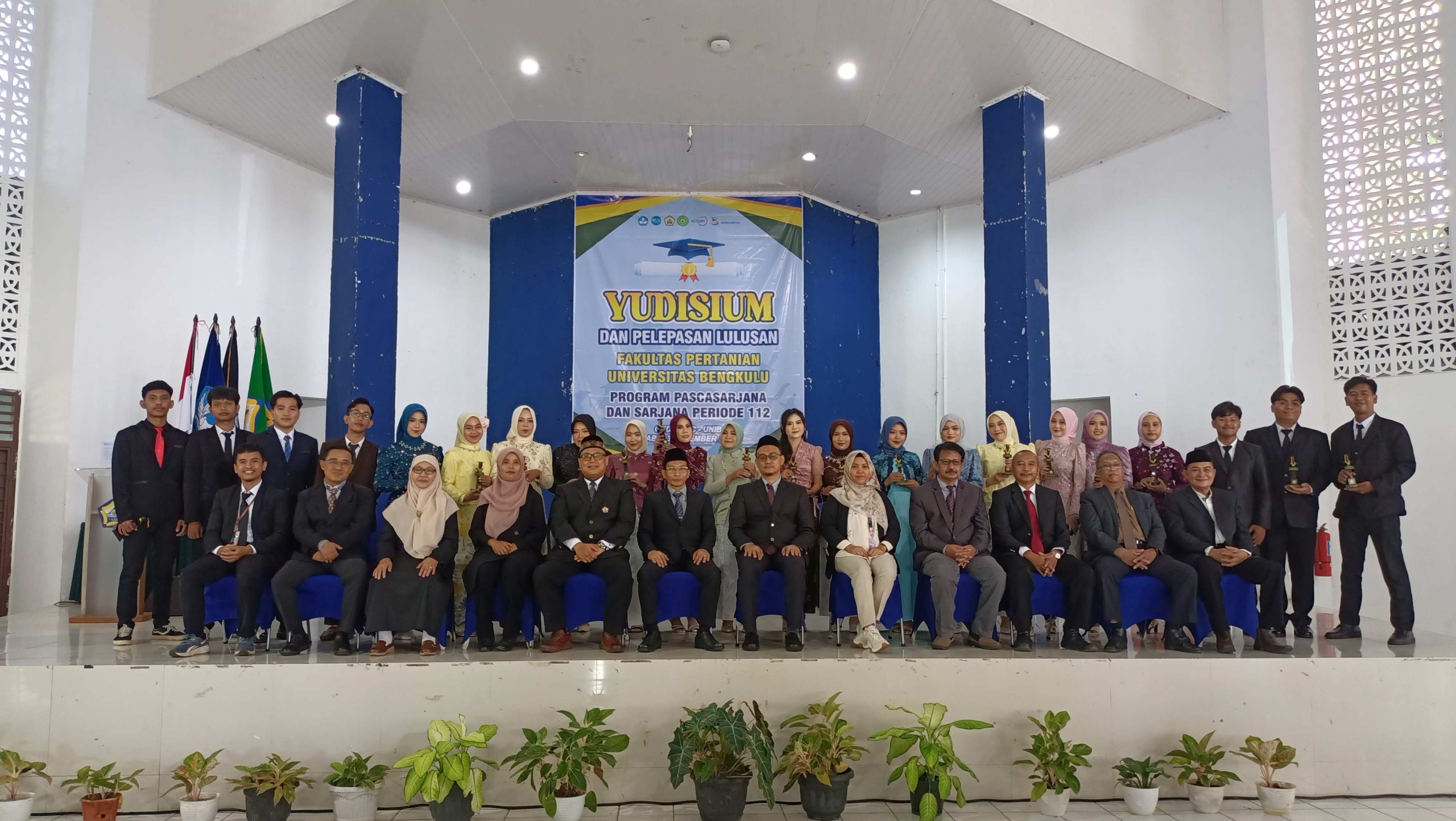 Graduation Report of the Marine Science Study Program at Bengkulu University for Period 110