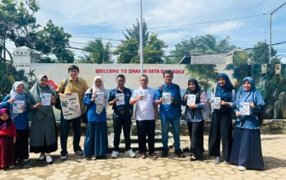 Promoting Marine Education: UNIB Lecturers Introduce Marine Science Program to Students of SMA Negeri 10 Bengkulu