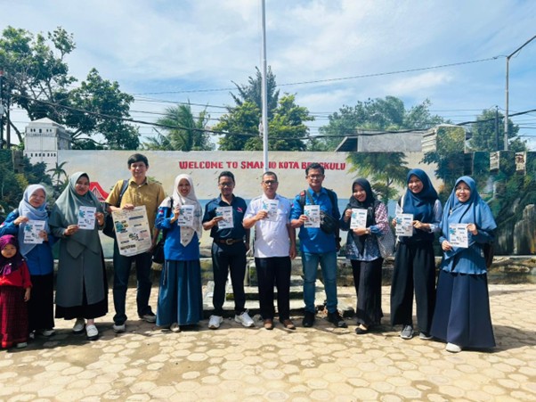 Promoting Marine Education: UNIB Lecturers Introduce Marine Science Program to Students of SMA Negeri 10 Bengkulu