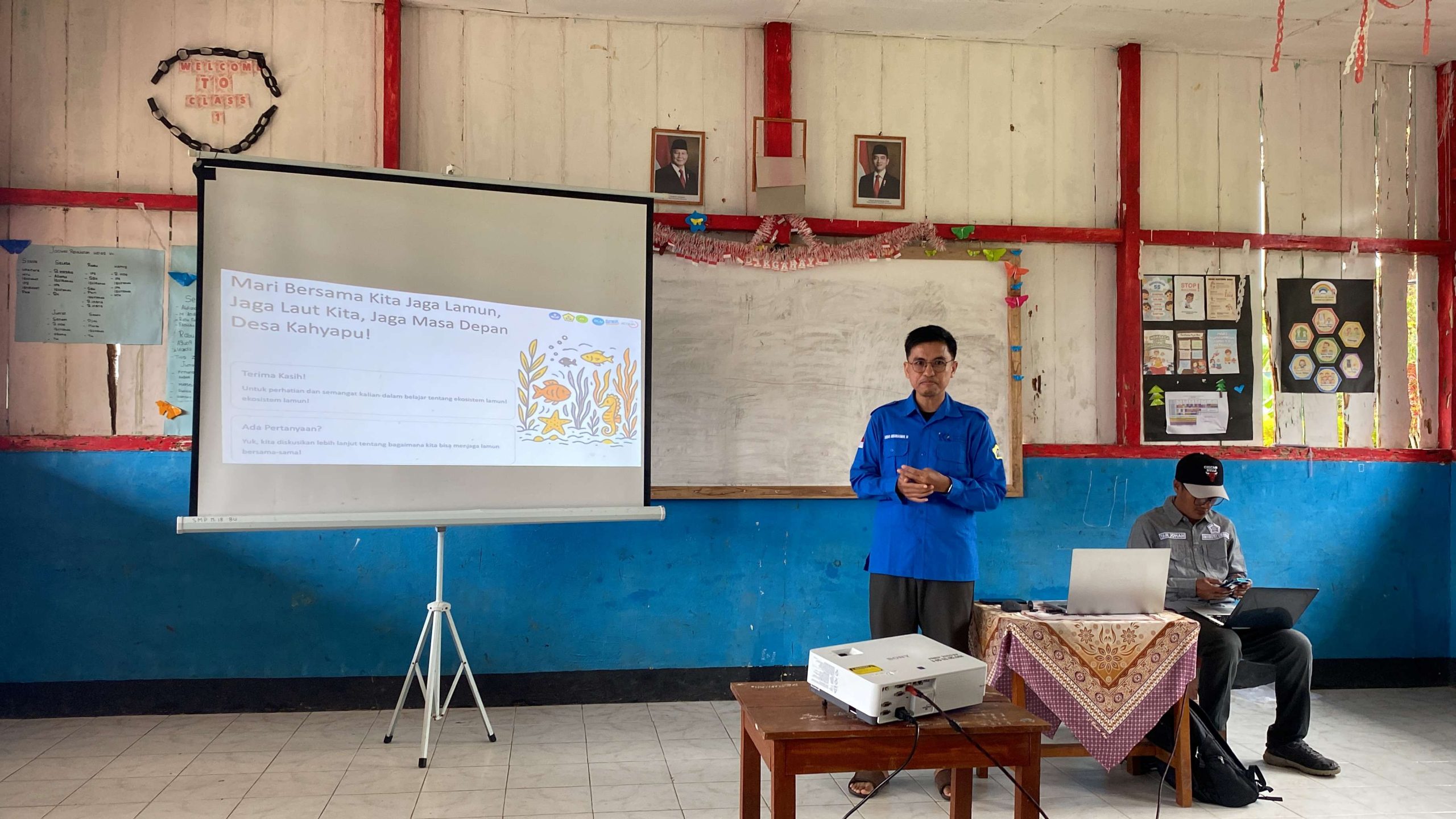 INTRODUCING GEOSPATIAL TECHNOLOGY FOR MAPPING AND DIGITALIZING SEAGRASS ECOSYSTEM DATA IN KAHYAPU VILLAGE, ENGGANO ISLAND INTRODUCING GEOSPATIAL TECHNOLOGY FOR MAPPING AND DIGITALIZING SEAGRASS ECOSYSTEM DATA IN KAHYAPU VILLAGE, ENGGANO ISLAND