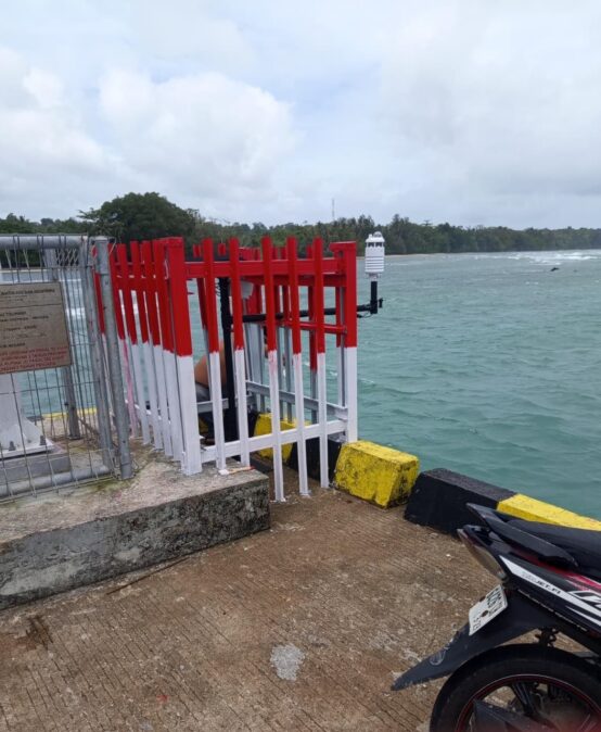 Optimizing AWS Weather Data to Support a Public Weather Information System on Enggano Island