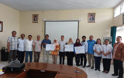 KUNJUNGAN PROGRAM STUDI PROTEKSI TANAMAN UNIVERSITAS BENGKULU KE AGRICULTURE DEVELOPMENT CENTER (ADC) KUROTIDUR, BENGKULU UTARA