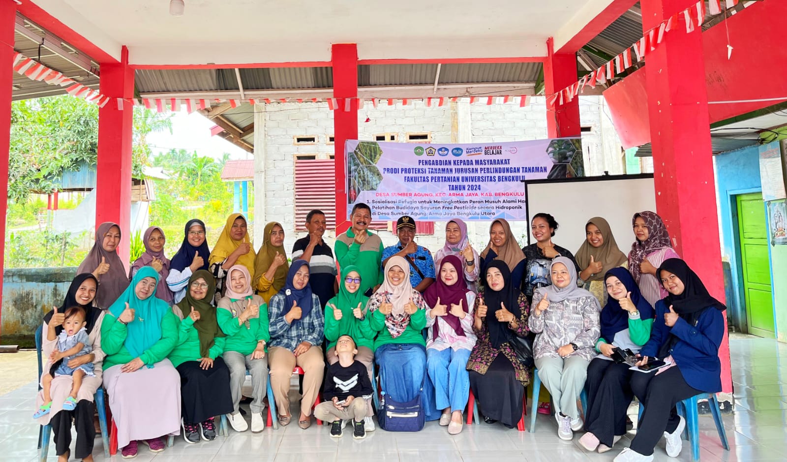 PENGABDIAN MASYARAKAT TIM DOSEN PROTEKSI TANAMAN UNIVERSITAS BENGKULU: SOSIALISASI REFUGIA, PELATIHAN HIDROPONIK, DAN KEMASAN PUPUK ORGANIK PENGABDIAN MASYARAKAT TIM DOSEN PROTEKSI TANAMAN UNIVERSITAS BENGKULU: SOSIALISASI REFUGIA, PELATIHAN HIDROPONIK, DAN KEMASAN PUPUK ORGANIK