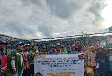 PENGABDIAN MASYARAKAT JURUSAN PERLINDUNGAN TANAMAN DI MANGKURAJA, LEBONG, BENGKULU
