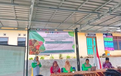 UNIVERSITY OF BENGKULU LECTURERS INTRODUCE COFFEE PLANT DISEASES TO FARMERS IN SUMBER SARI VILLAGE