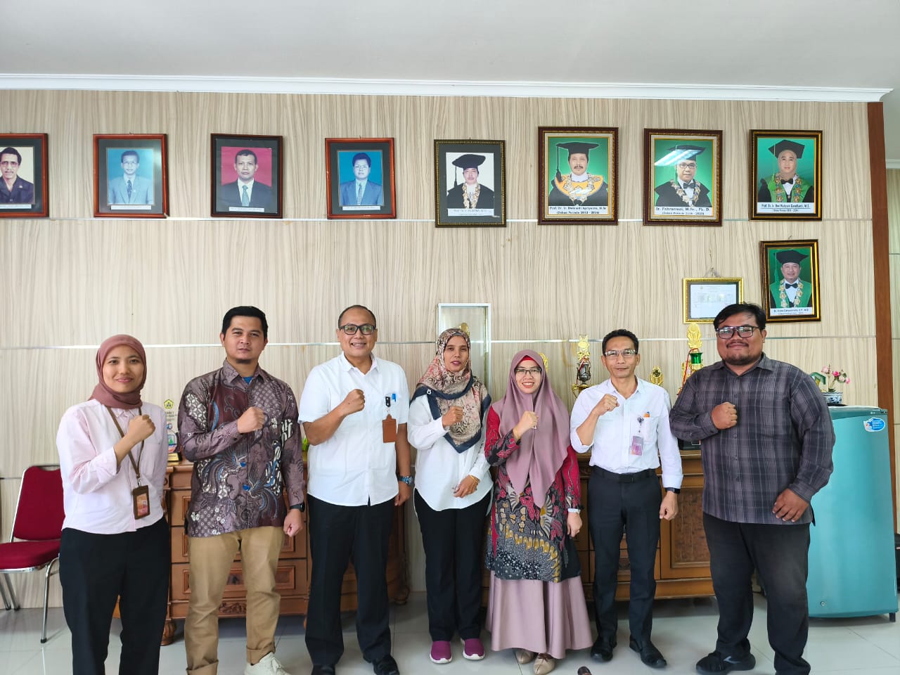 FAKULTAS PERTANIAN UNIB DAN PT ARCONESIA TEKNOLOGI DIGITAL JALIN KERJA SAMA PENELITIAN HAMA DAN PENYAKIT TANAMAN SEMANGKA