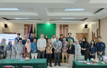 KOLABORASI RISET INTERNASIONAL UNGKAP PERAN TUMPANG SARI TERHADAP JAMUR TANAH DI LAHAN SAWIT BENGKULU