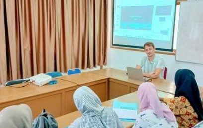 PLANT PROTECTION ENGLISH CLUB GELAR SHARING SESSION BERSAMA JASPER HESLING DARI WAGENINGEN UNIVERSITY