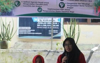 TIM DOSEN PROTEKSI TANAMAN UNIB KENALKAN TEKNOLOGI BIOFUNGISIDA CHITOSAN UNTUK PENGENDALIAN PENYAKIT TANAMAN CABAI DI KEPAHIANG