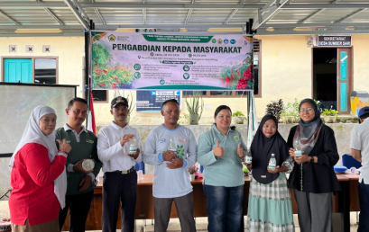 TIM DOSEN PROTEKSI TANAMAN UNIB EDUKASI PETANI TENTANG PEMANFAATAN CENDAWAN ENTOMOPATOGEN UNTUK PENGENDALIAN HAMA CABAI
