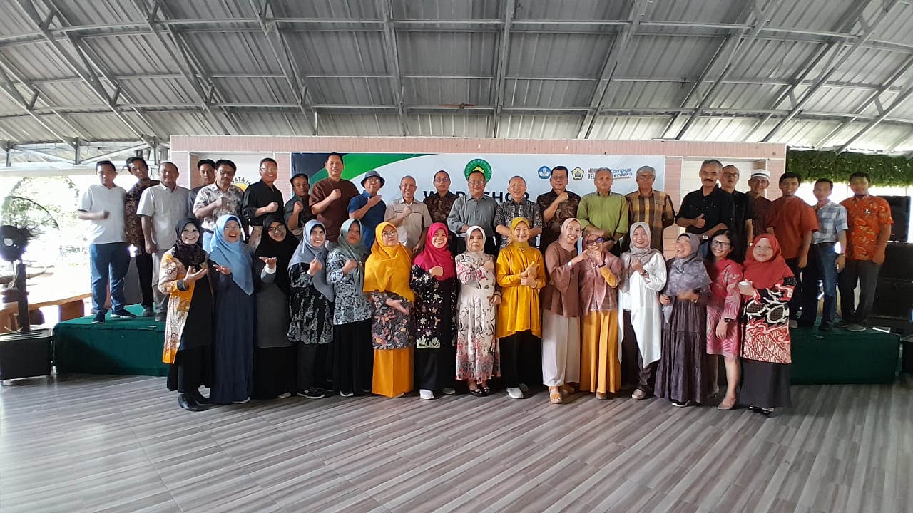 Workshop Revisi Kurikulum Program Doktor Ilmu Pertanian UNIB Workshop Revisi Kurikulum Program Doktor Ilmu Pertanian UNIB