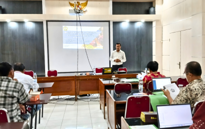Doctoral Program in Agricultural Science Conducts Doctoral Colloquium on Farmers’ Planned Behavior Toward Sustainable Palm Oil Practices