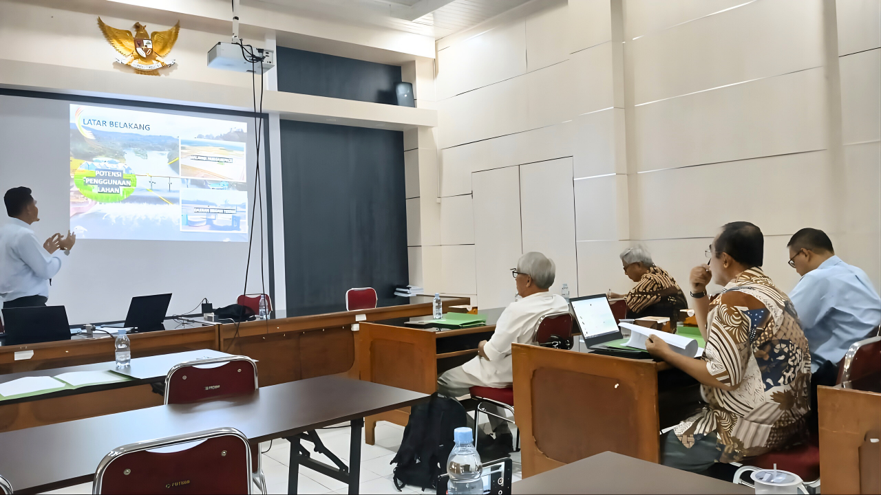 Doctoral Program in Agricultural Science Holds Colloquium on Sustainable Management of Rice Fields in Mukomuko Regency