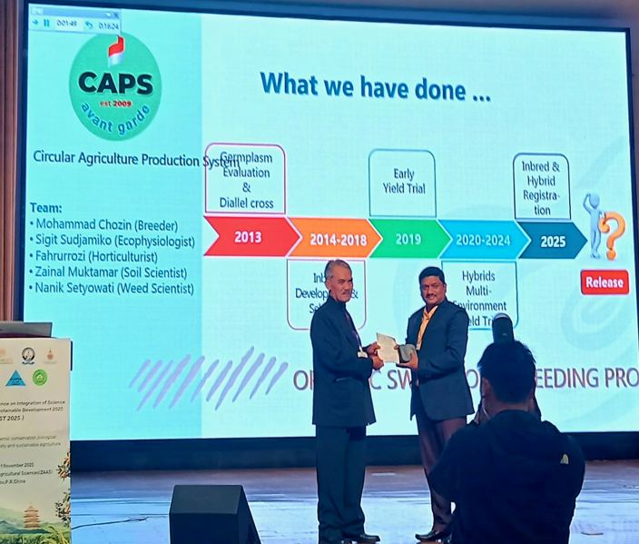 Professor Dr. Mohammad Chozin,  Delivered a Keynote Speechat the 13th ICIST 2025 in China