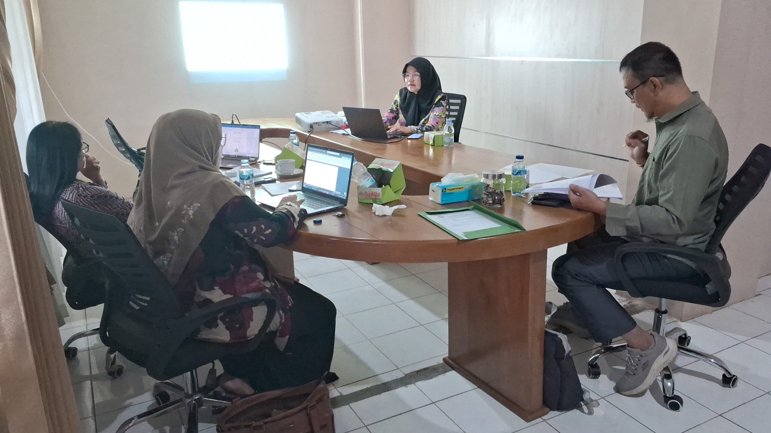 Sidang Komisi – (E3B023005) Nurqutni Sidang Komisi – (E3B023005) Nurqutni