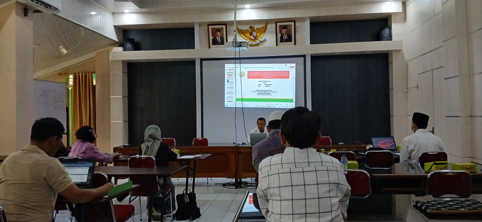 Seminar Hasil 1 – (E3B021003) Indarwanto Seminar Hasil 1 – (E3B021003) Indarwanto