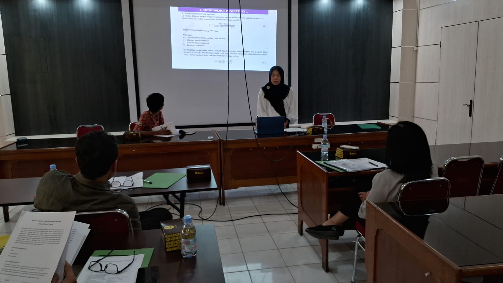 Kolokium (Proposal Disertasi) – (E3B023001) Zulfia Memi Mayasari Kolokium (Proposal Disertasi) – (E3B023001) Zulfia Memi Mayasari