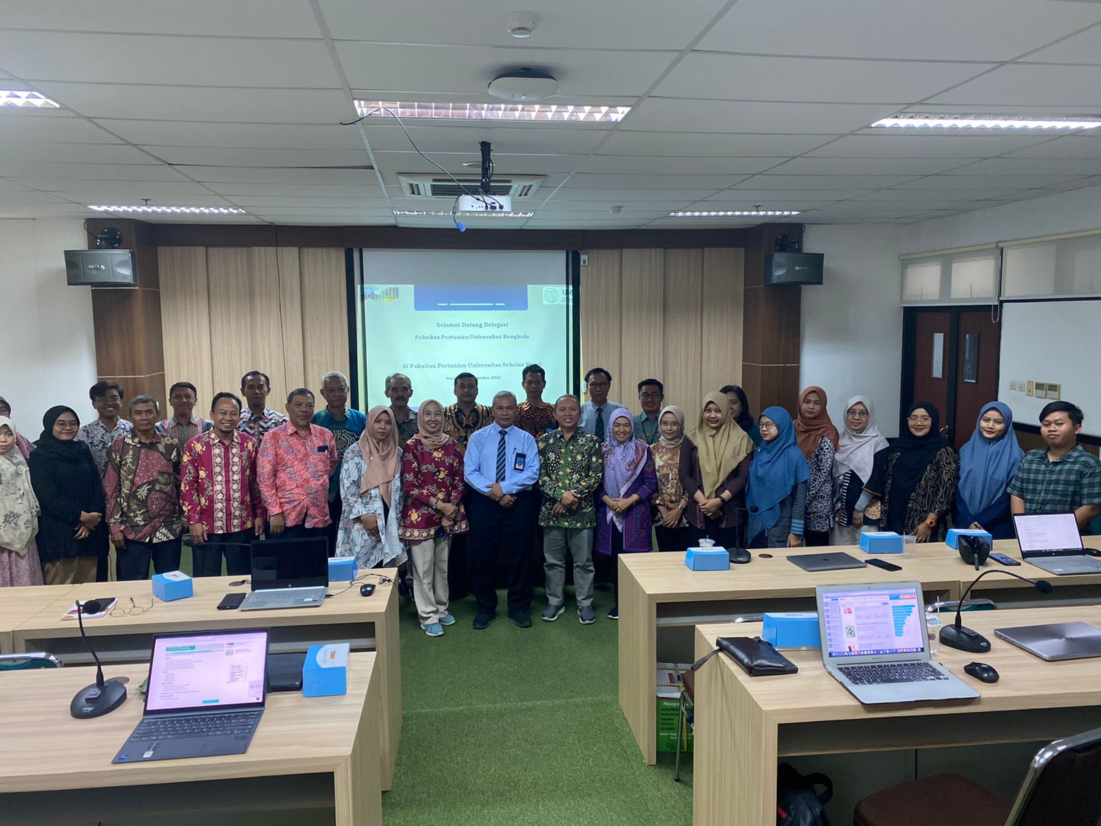 Naturalis Journal Manager Studied Journal Management at the Faculty of Agriculture, UNS Naturalis Journal Manager Studied Journal Management at the Faculty of Agriculture, UNS