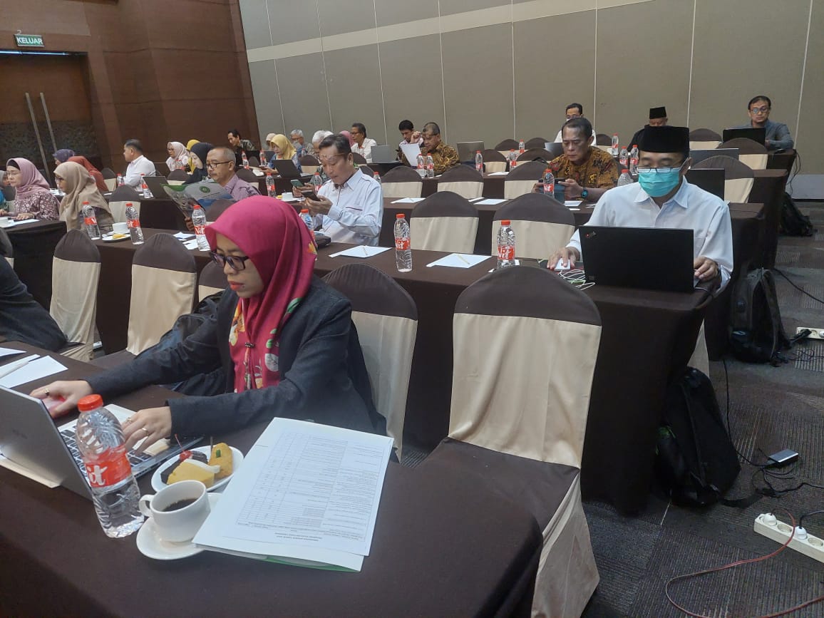 Management Review Meeting of Agriculture Faculty, University of Bengkulu Management Review Meeting of Agriculture Faculty, University of Bengkulu