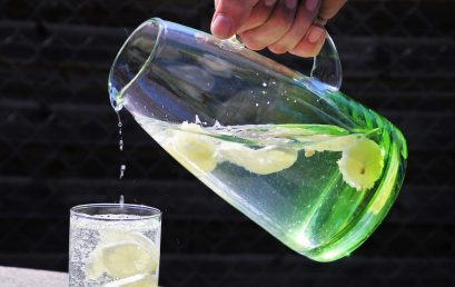 A Drop of Water Has Important Meaning for Life