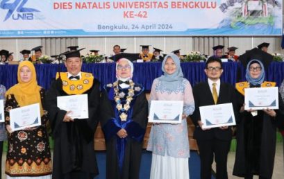 Magister in Natural Resources Management Received an Award from Unib in IKU 3 Category  