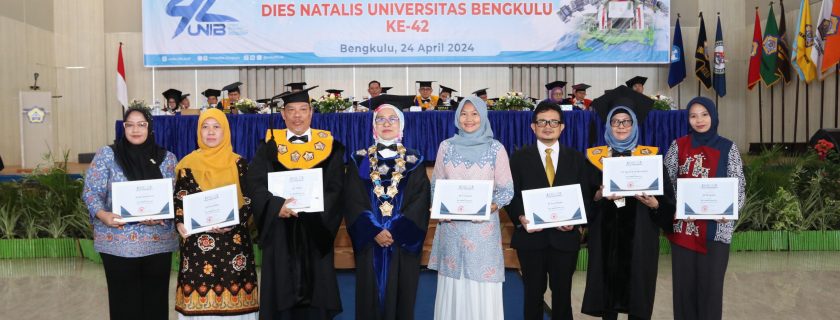 Magister in Natural Resources Management Received an Award from Unib in IKU 3 Category Magister in Natural Resources Management Received an Award from Unib in IKU 3 Category