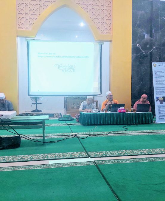 IMPROVING KNOWLEDGE AND SKILLS IN PROCESSING HOUSEHOLD WASTE INTO ECOENZYME